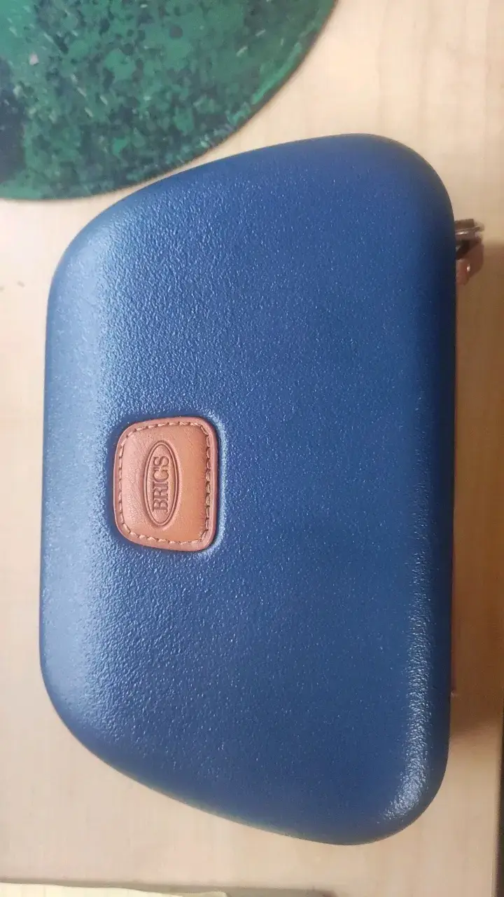 Estuche rígido azul Brics