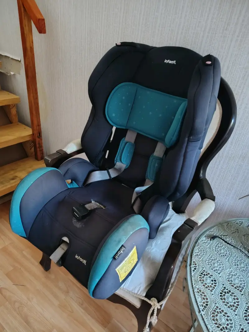 Silla de auto para bebé Infanti azul