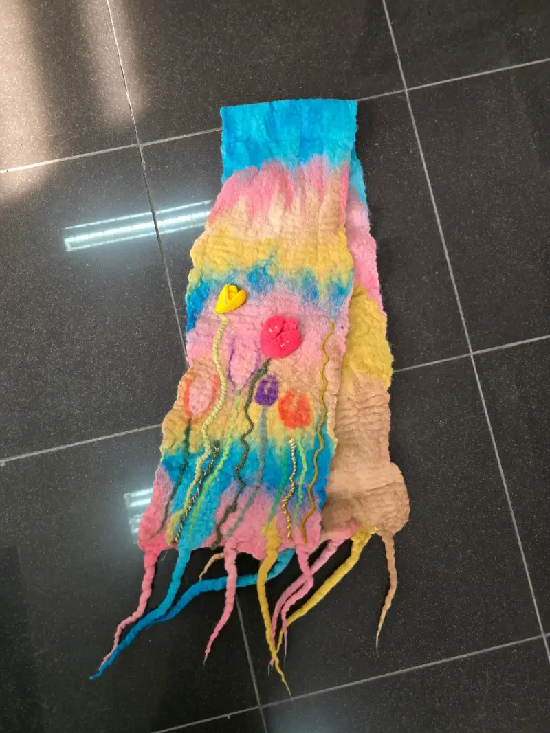 Bufanda de lana artesanal multicolor