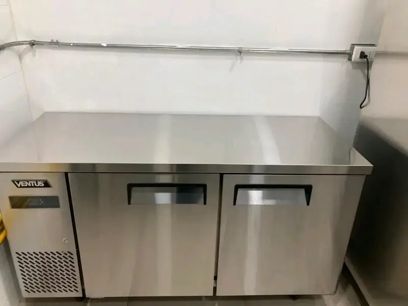 Mesón refrigerado Ventus VMR2PS-260 en acero inoxidable - 3