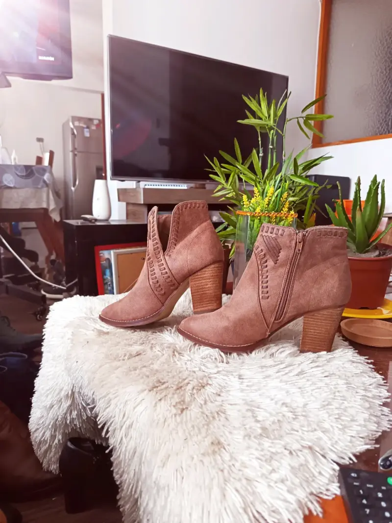 Botines de gamuza marrón con tacón alto - 5