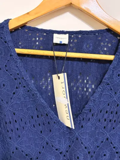 Blusa de encaje azul marino Newport - miniatura 2