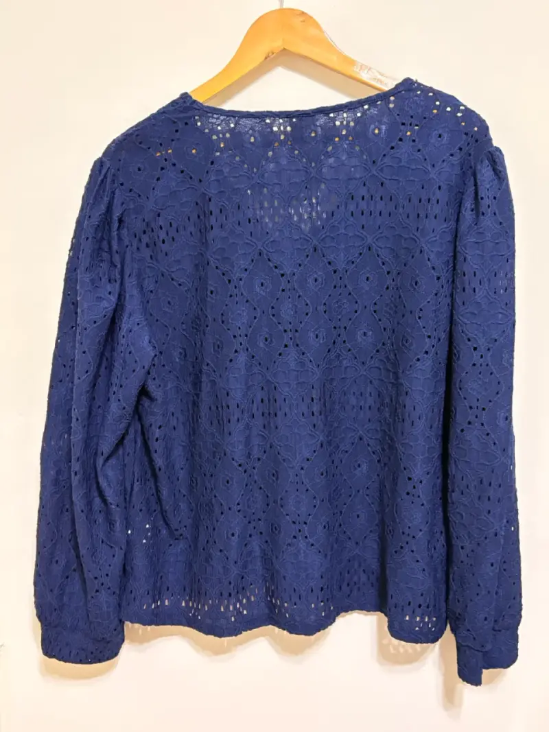 Blusa de encaje azul marino Newport - 3
