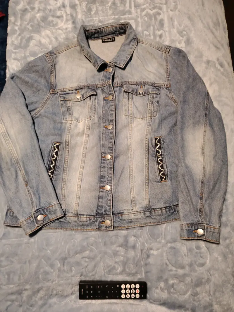 Chaqueta de mezclilla Janina con diseño de corazón - 2
