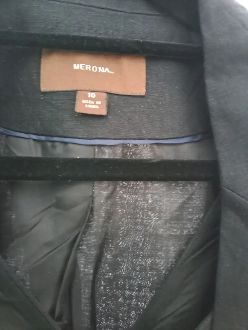 Traje de mujer negro Merona talla 10