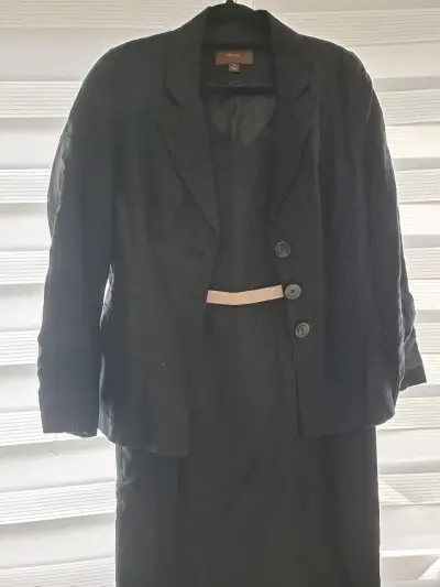 Traje de mujer negro Merona talla 10 - miniatura 2
