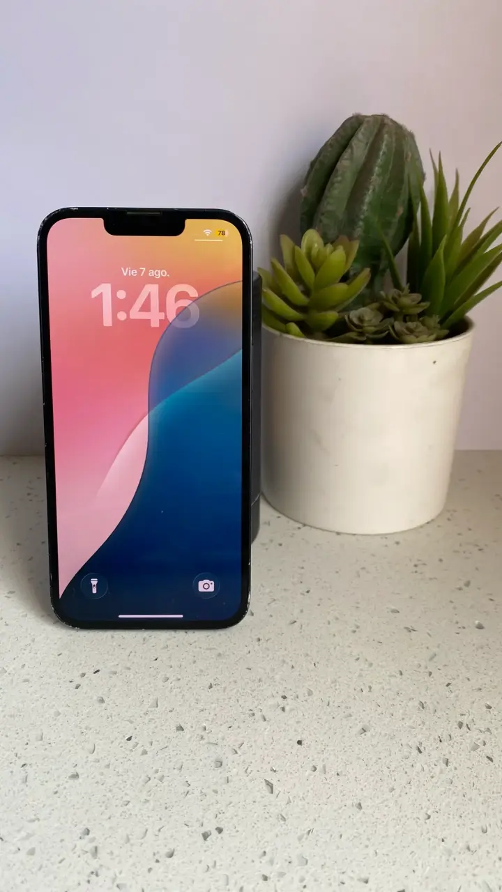 iPhone 13 - 128GB