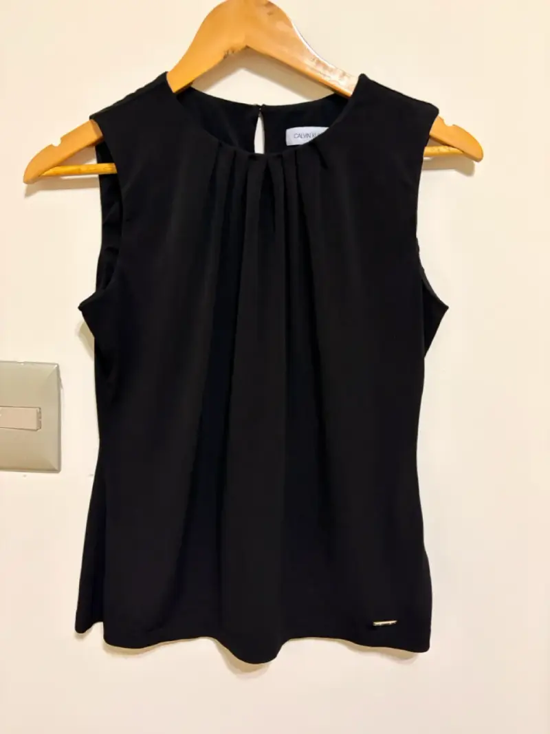 Blusa sin mangas negra Calvin Klein - 2