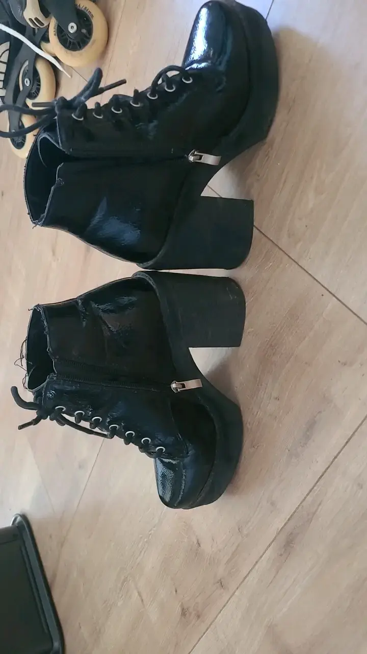 Botines de charol negro con plataforma - 4