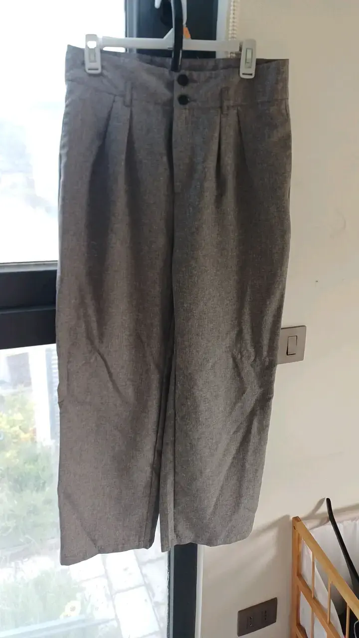 Pantalones de vestir grises para hombre