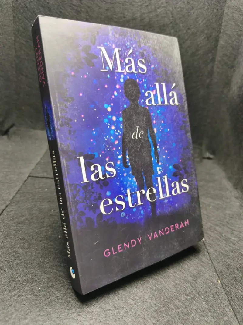 Libro 'Más Allá de las Estrellas' de Glendy Vanderah - 2
