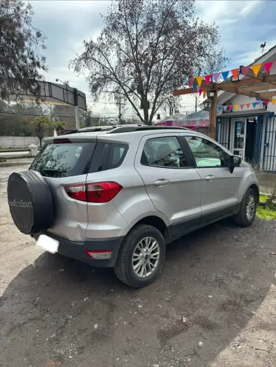 Ford EcoSport SUV 2017 en buen estado - miniatura 3