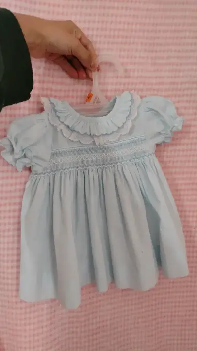 Vestido celeste para bebé Baby Togs 6-9 meses - miniatura 1