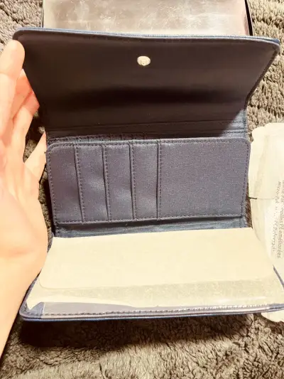 Billetera Tommy Hilfiger azul con diseño tricolor - miniatura 5