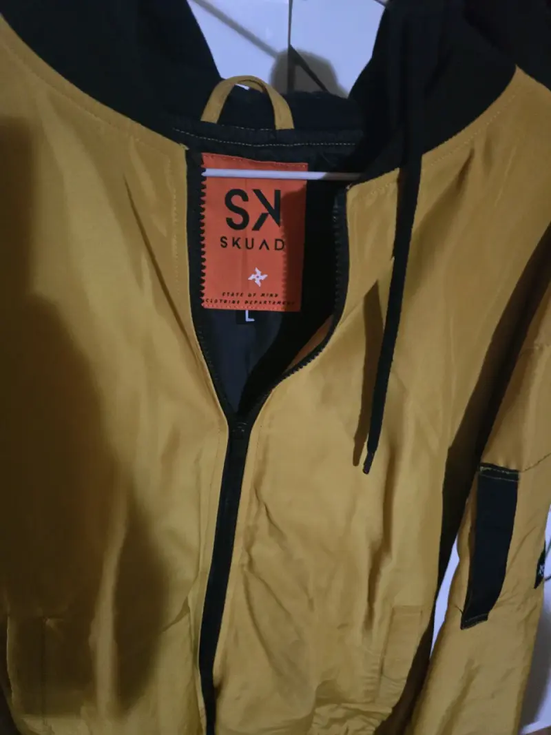 Chaqueta amarilla con capucha Skuad talla L - 1