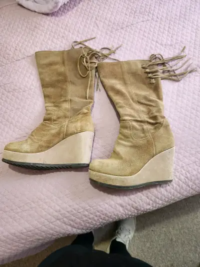 Botas de cuero - miniatura 1