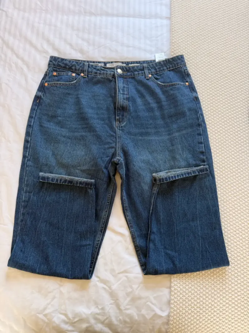 Pantalón de mezclilla azul de mujer