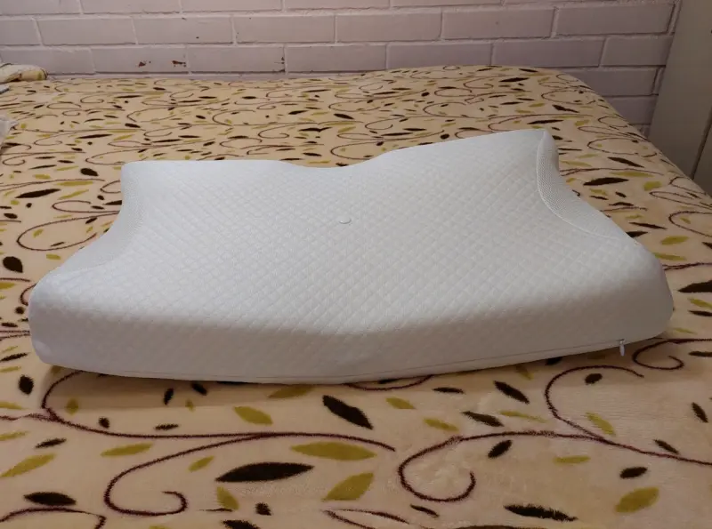Almohada ergonómica para cuello en color blanco - 3