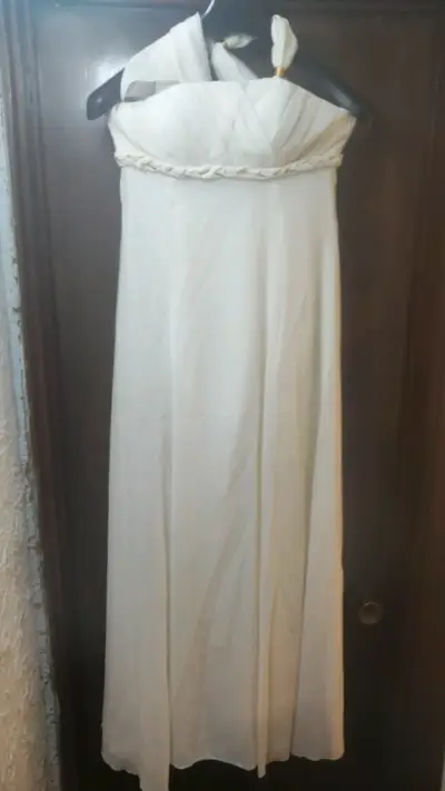 Vestido de novia blanco elegante - miniatura 2