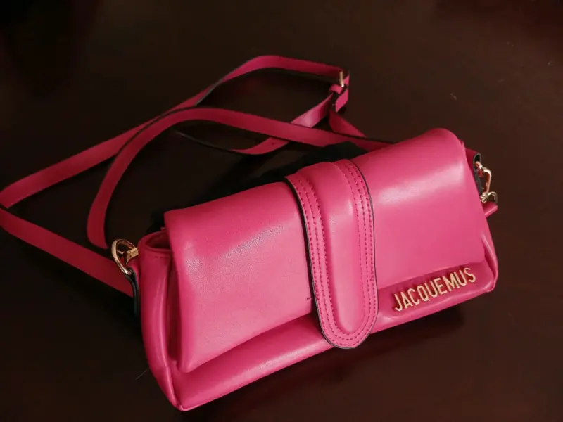 Cartera rosa Jacquemus