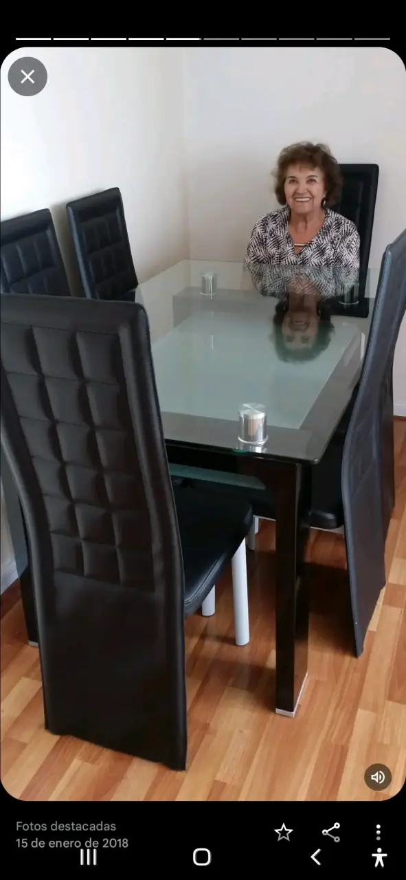 Juego de comedor de vidrio con sillas negras - 2