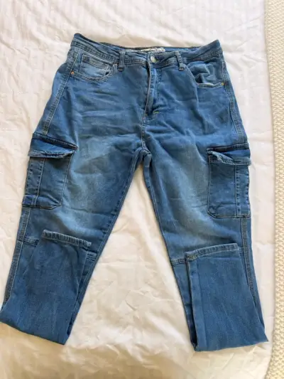 2 Jeans cargo azul para mujer - miniatura 1