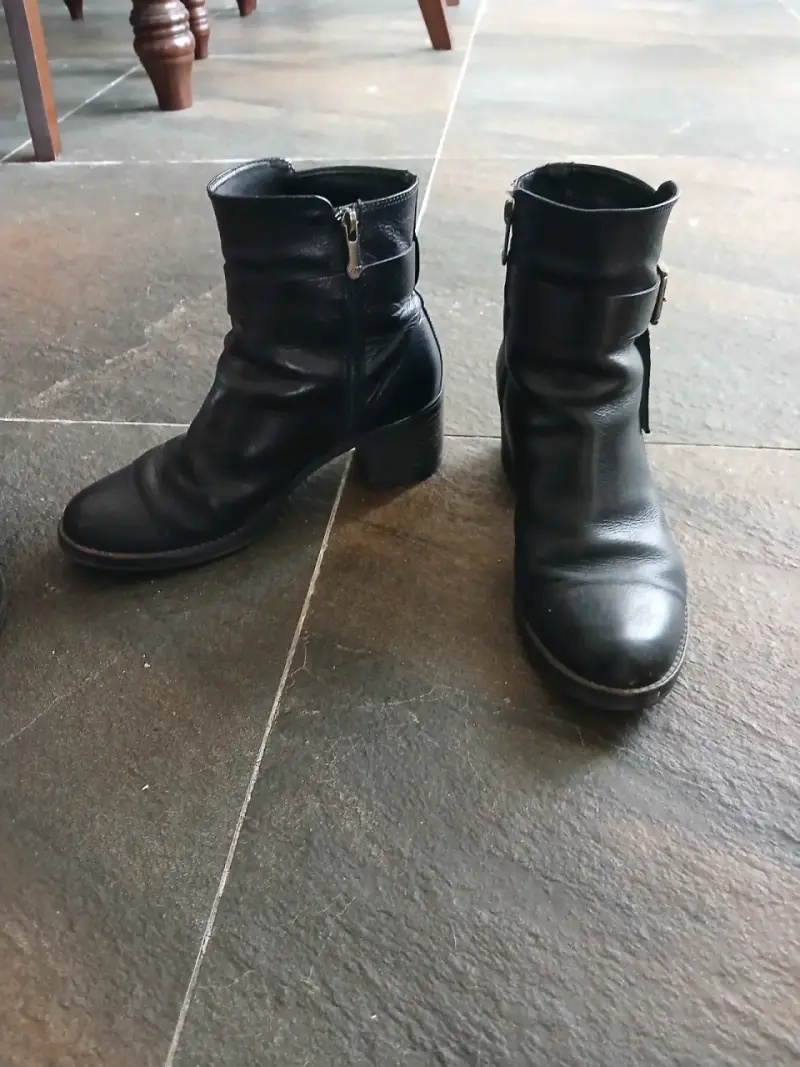 Botines con tacón para mujer