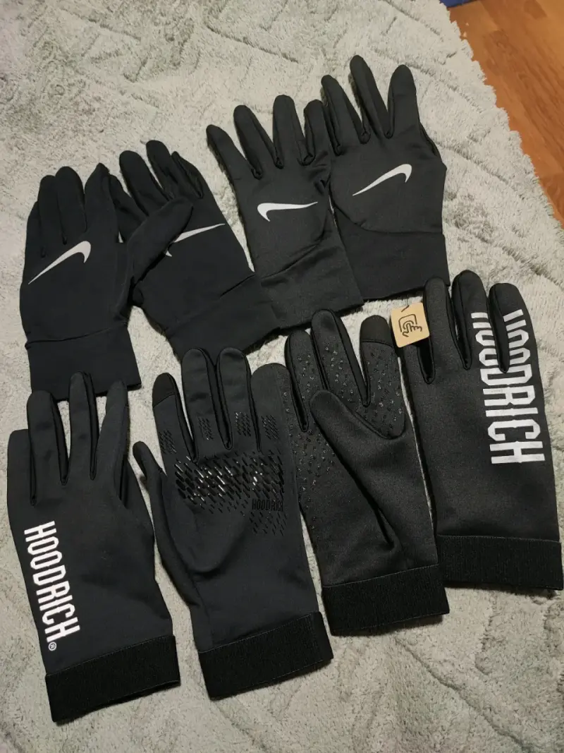 Guantes deportivos negros Nike y Hoodrich - 1