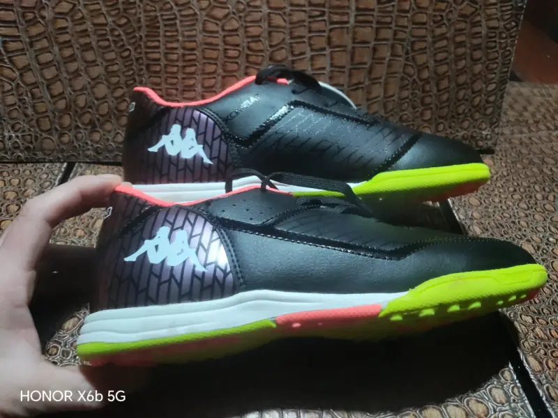 Zapatillas deportivas Kappa negras con suela verde - 4