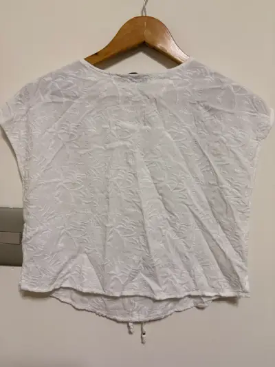 Blusa Blanca de Encaje Basement - miniatura 3