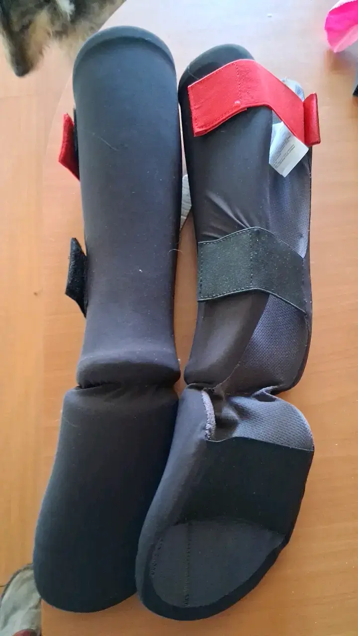 Protectores de Espinilla para Artes Marciales Negros