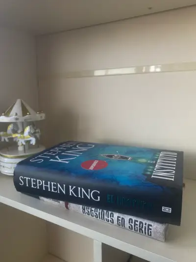 Libro 'El Instituto' de Stephen King - miniatura 5