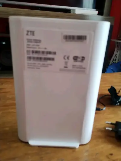 Router WiFi 6 ZTE con Puertos LAN - miniatura 4