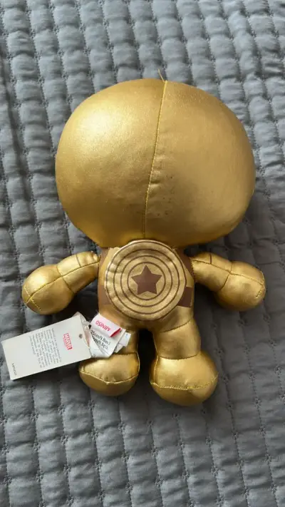 Peluche dorado de  Capitán América - miniatura 2
