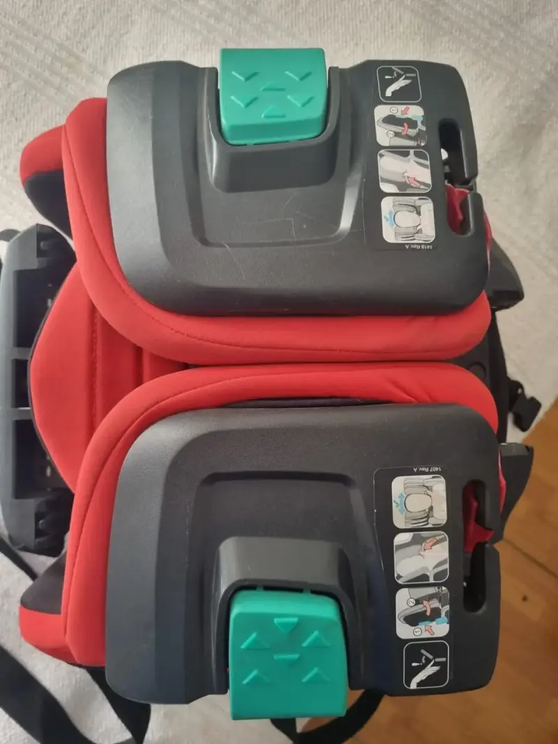 Silla de auto ajustable Hifold roja y negra - 2