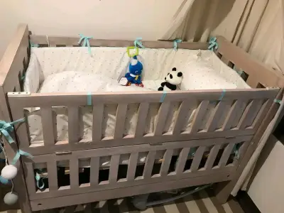 Cuna de madera para bebé con dosel - miniatura 2