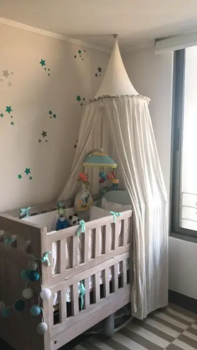 Cuna de madera para bebé con dosel - miniatura 4