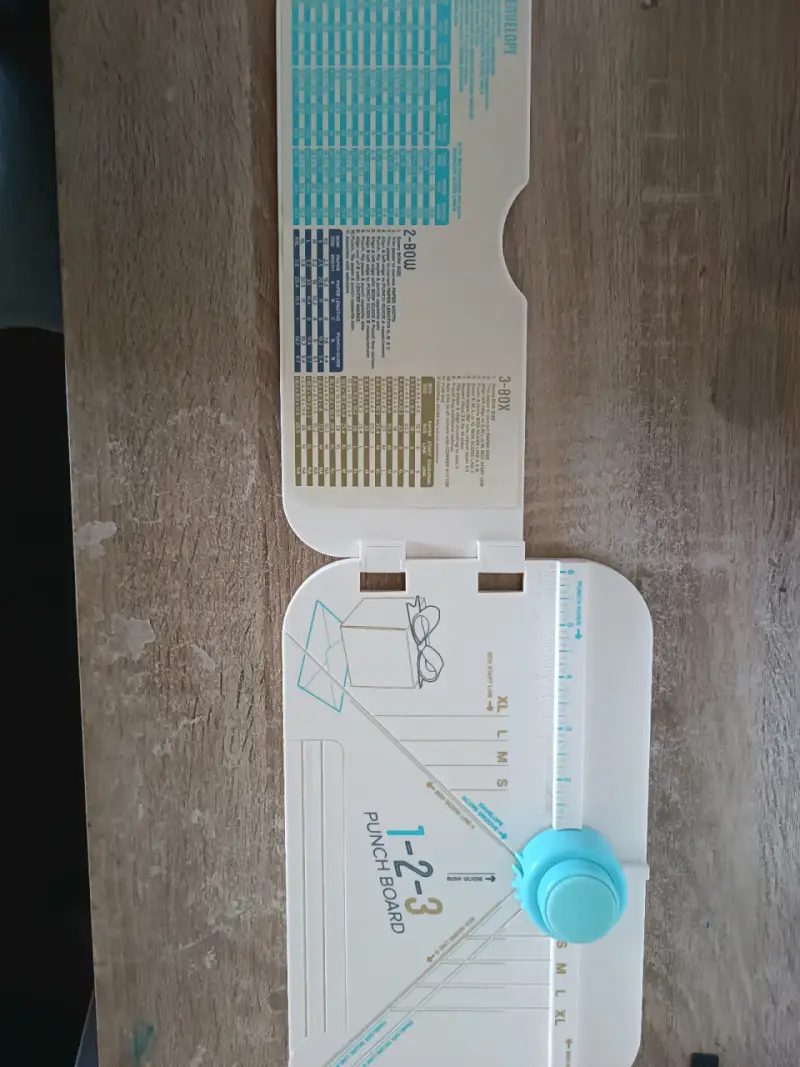 Tablero para sobres, lazos, cajas etc - 3