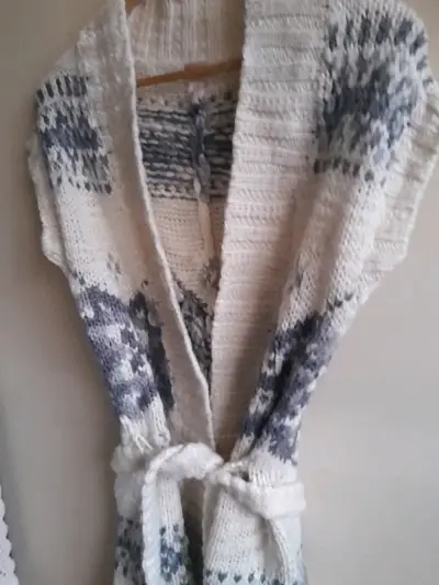 Chaleco abierto tejido blanco y gris Mossimo - miniatura 6