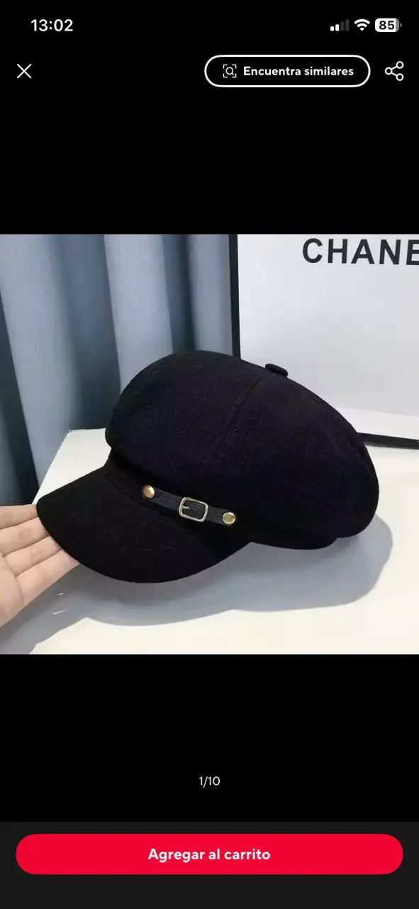Gorra estilo boina negra con hebilla