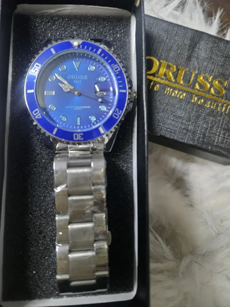 Reloj de pulsera Oruss azul con bisel deportivo