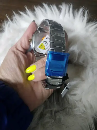 Reloj de pulsera Oruss azul con bisel deportivo - miniatura 3