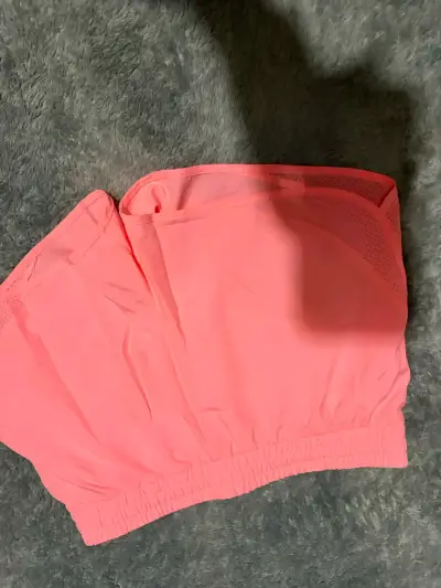 Chaqueta cortaviento rosa con capucha - miniatura 5