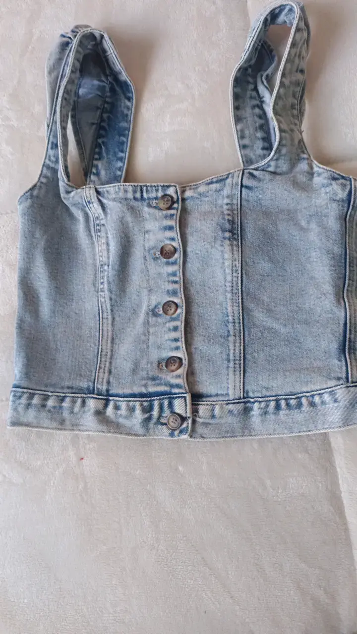 Top de mezclilla con mangas Basement