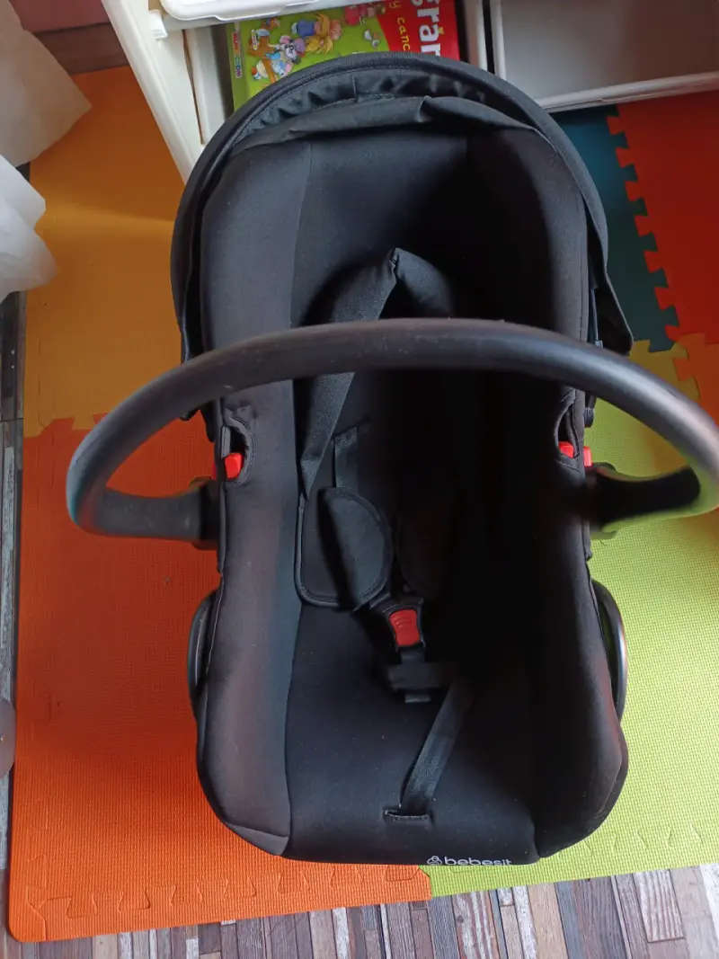 Silla de Auto para Bebé Bebesit Negra