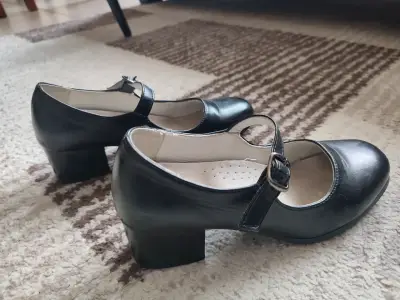 Zapatos de baile - miniatura 1