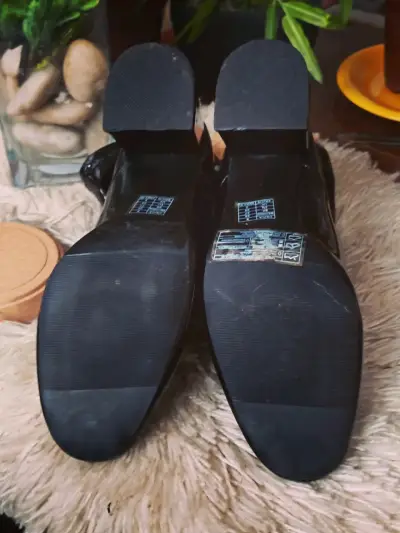 Botines de charol negro con tacón grueso - miniatura 6