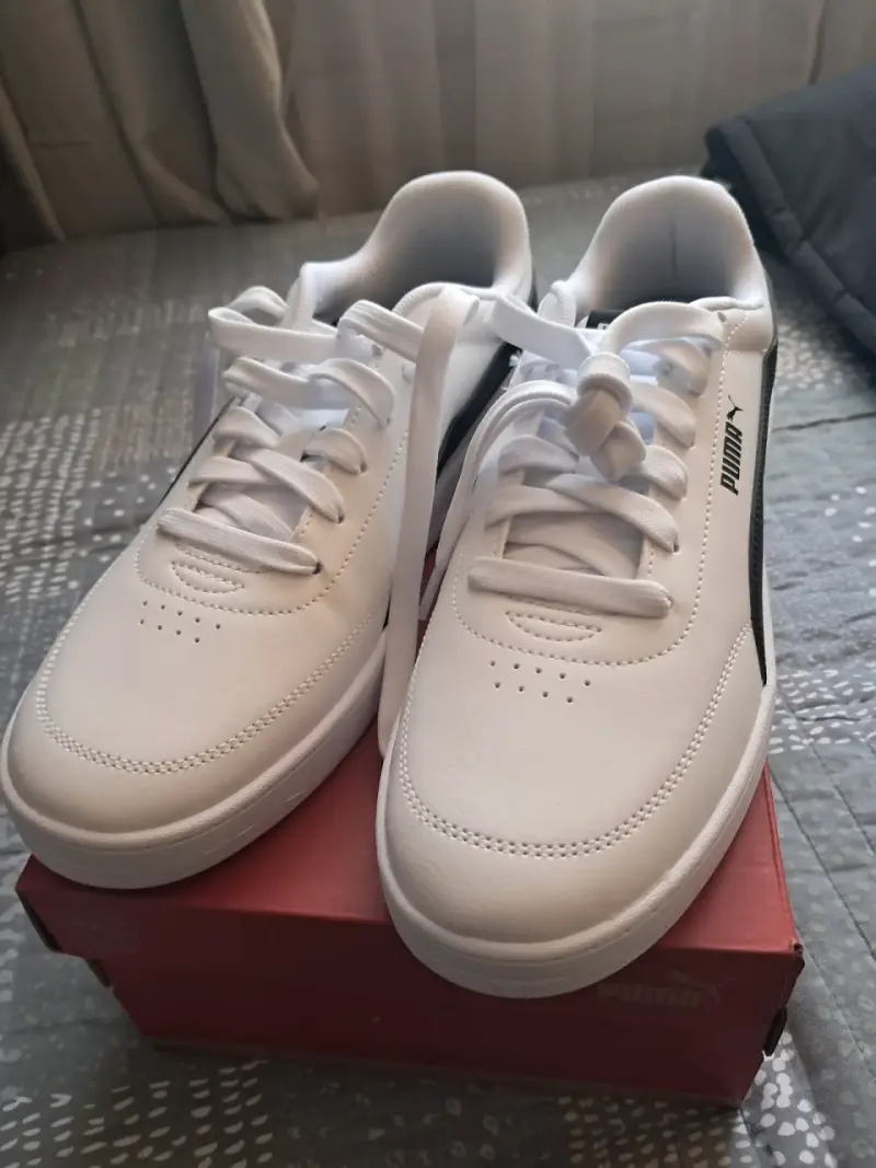 Zapatillas Puma Court Classic Clean blancas y negras - 2