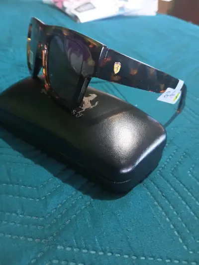 Gafas de sol Ray-Ban Ferrari edición especial - miniatura 1