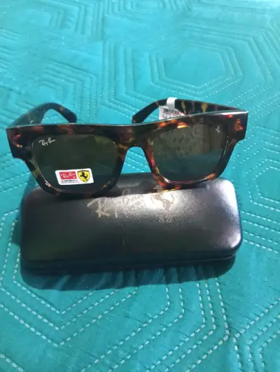 Gafas de sol Ray-Ban Ferrari edición especial - miniatura 3